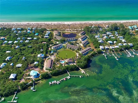 9400 Little Gasparilla Is #E4, Placida, FL 33946