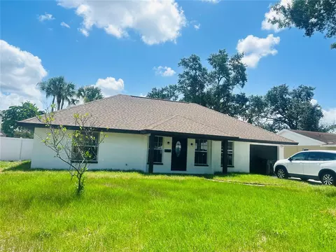 6805 Wilshire Ct, Tampa, FL 33615