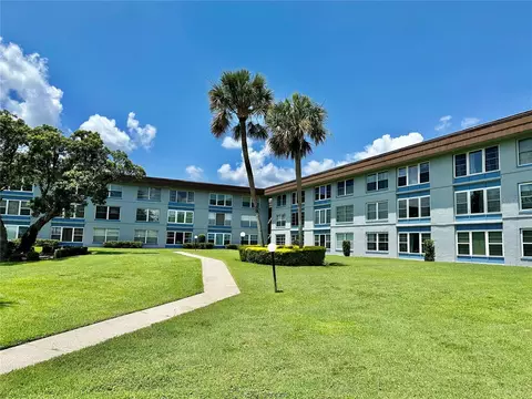 333 Lake Howard Dr NW #313C, Winter Haven, FL 33880