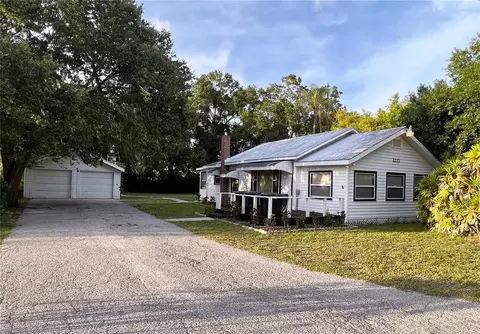 2217 52nd Ave E, Bradenton, FL 34203