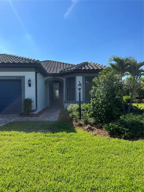 6758 Alstead Cir, Bradenton, FL 34202