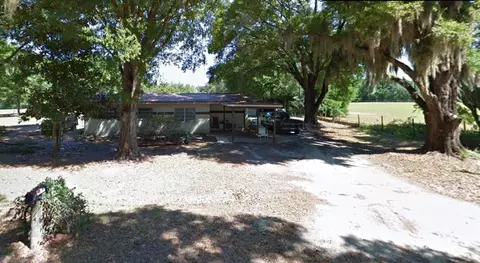 1626 Welcome Rd, Lithia, FL 33547