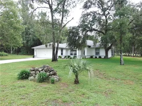 10133 N Sherman Dr, Citrus Springs, FL 34434