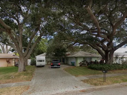 13359 87th Pl, Seminole, FL 33776
