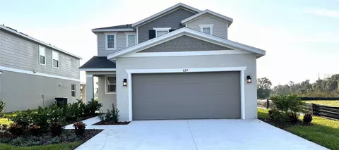 829 Blue Creek Dr, Haines City, FL 33844