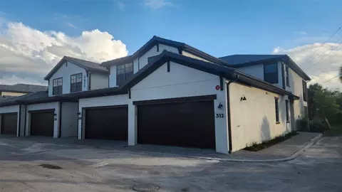 5623 N Honore Ave #312, Sarasota, FL 34243