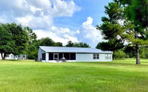 4809 NW Suwannee Valley Rd, Wellborn, FL 32094