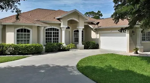 642 Parkdale Blvd, Lehigh Acres, FL 33974