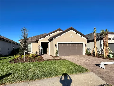 4556 Crestpoint Way, Palmetto, FL 34221