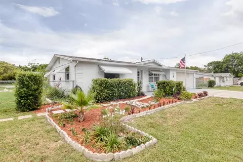 12802 Vassar Ct, Hudson, FL 34667