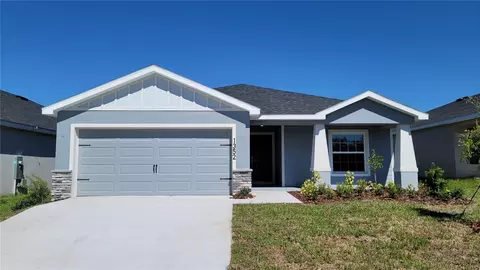 1352 Mountain Flower Ln, Davenport, FL 33837