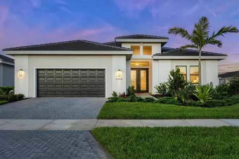 5079 Fairhope Cir, Lakewood Ranch, FL 34211