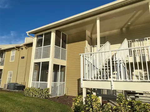 314 Lake Parsons Grn #107, Brandon, FL 33511