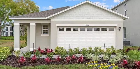 2484 Ribbon Fall Ave, Davenport, FL 33837