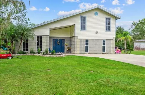 3541 Haystack Rd, Wesley Chapel, FL 33543