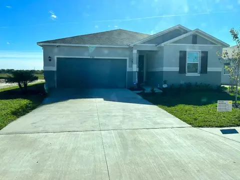 9347 Sandy Blfs, Parrish, FL 34219
