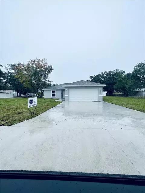 413 12th Ave NE, Mulberry, FL 33860