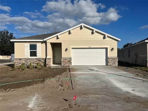 1586 Blue Lagoon Cir, Mascotte, FL 34753