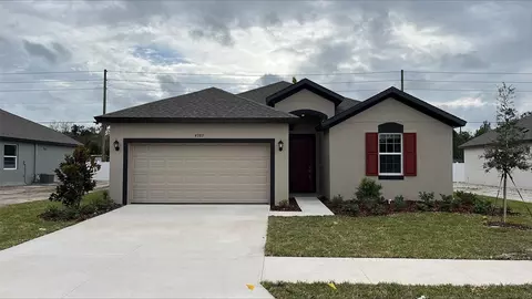 4989 Emerald Acres Way, Zephyrhills, FL 33541