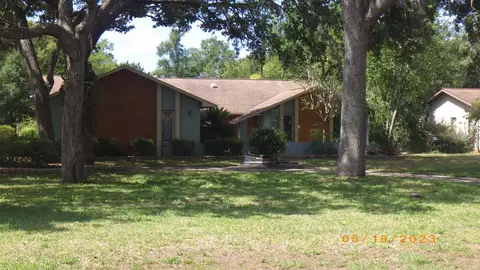 11806 W Riverhaven Dr, Homosassa, FL 34448