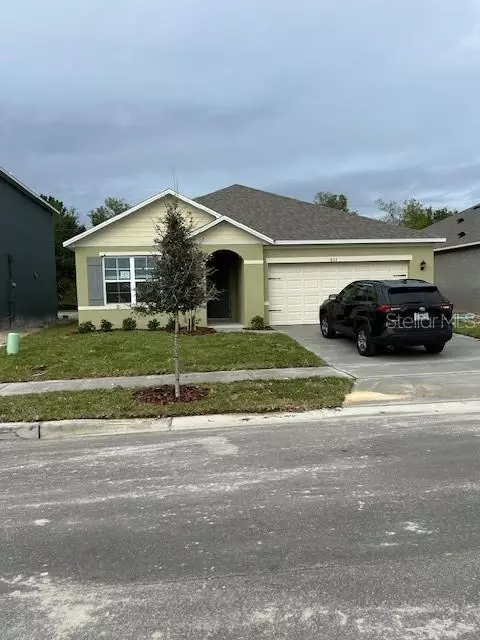833 Amhurst Dr, Orange City, FL 32763