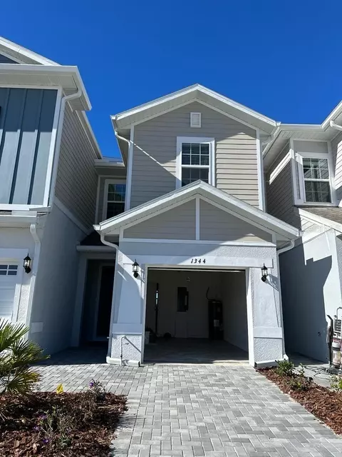 1344 Stockwell Ave, Saint Cloud, FL 34771