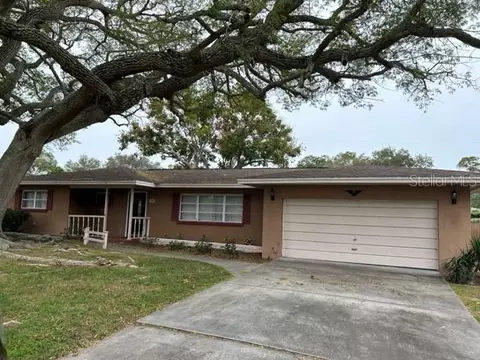 1306 Weber Dr, Clearwater, FL 33764