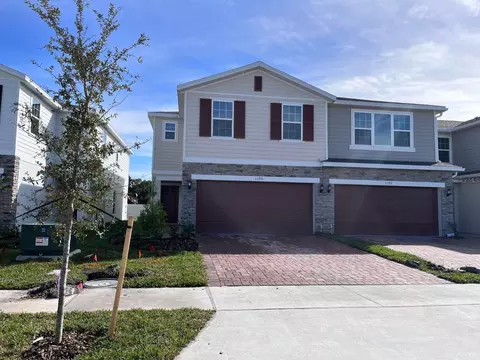 1195 Woody Cypress Dr, Kissimmee, FL 34746