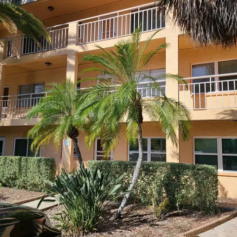 505 66th Ave #6, Saint Pete Beach, FL 33706