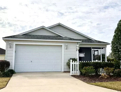 2278 Mangrove Ln, The Villages, FL 32162