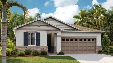 5205 Meadow Song Dr, Okahumpka, FL 34762