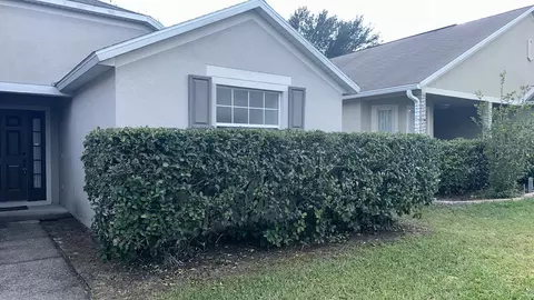 2078 Newtown Rd, Groveland, FL 34736