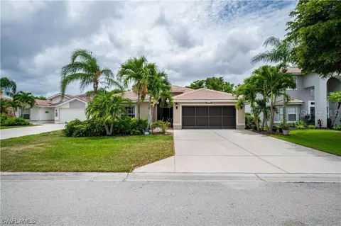 9765 Blue Stone Cir, Fort Myers, FL 33913