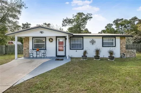 22 W Golden St, Beverly Hills, FL 34465