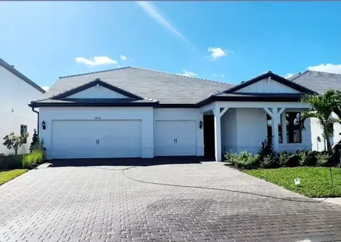 16430 Slate Pl, Lakewood Ranch, FL 34211