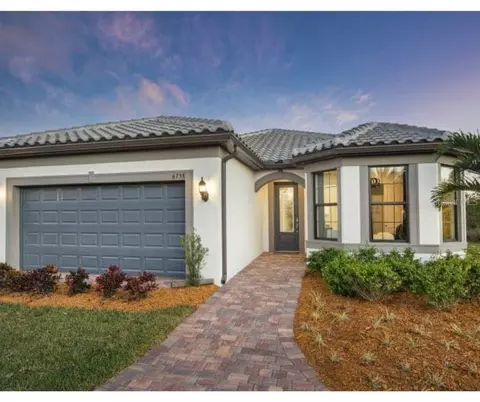 6383 Shimmering Shores Ln, Saint Cloud, FL 34771