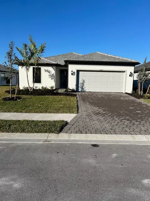 16218 Hidden Oak Loop, Lakewood Ranch, FL 34211