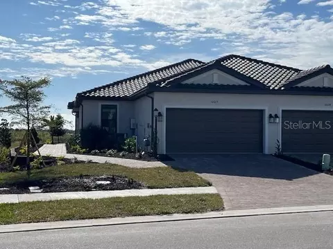 10024 Morning Mist Ln, Sarasota, FL 34241