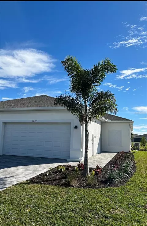 8877 Saint Kitts Cir, Englewood, FL 34224