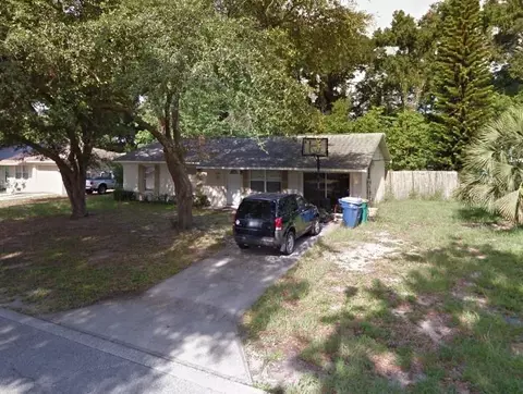 1340 Cedar Ave, Tavares, FL 32778