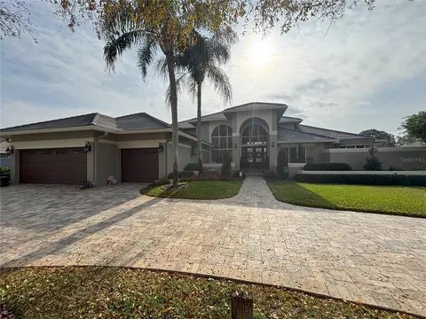 5119 Rolling Fairway Dr, Valrico, FL 33596