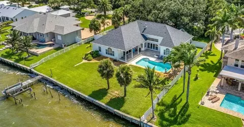 7960 S Tropical Trl, Merritt Island, FL 32952