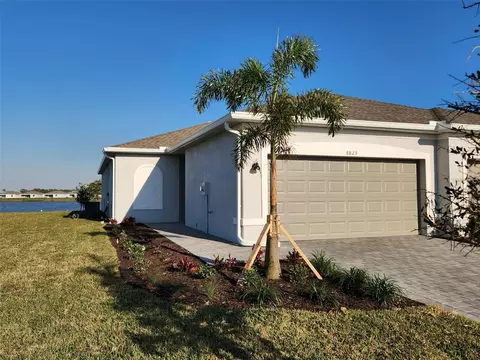8823 Saint Kitts Cir, Englewood, FL 34224