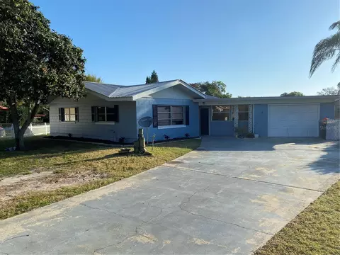 1612 Orange Ave, Tavares, FL 32778