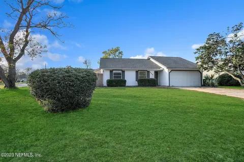 656 Purcell Dr, Jacksonville, FL 32221