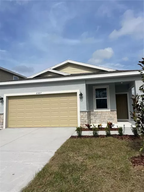 2587 Avalon Park Blvd, Tavares, FL 32778
