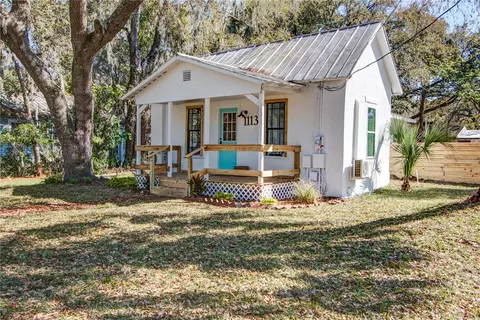 1113 E 7th St, Sanford, FL 32771