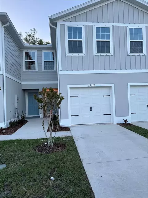 12126 Grizzly Ln, New Port Richey, FL 34654