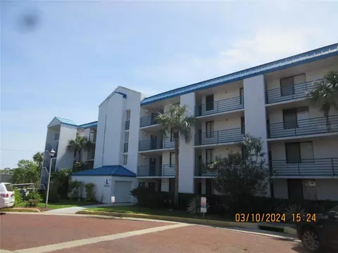 2424 W Tampa Bay Blvd #L101, Tampa, FL 33607