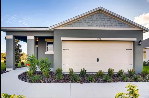 2745 Swooping Sparrow Dr, Harmony, FL 34773